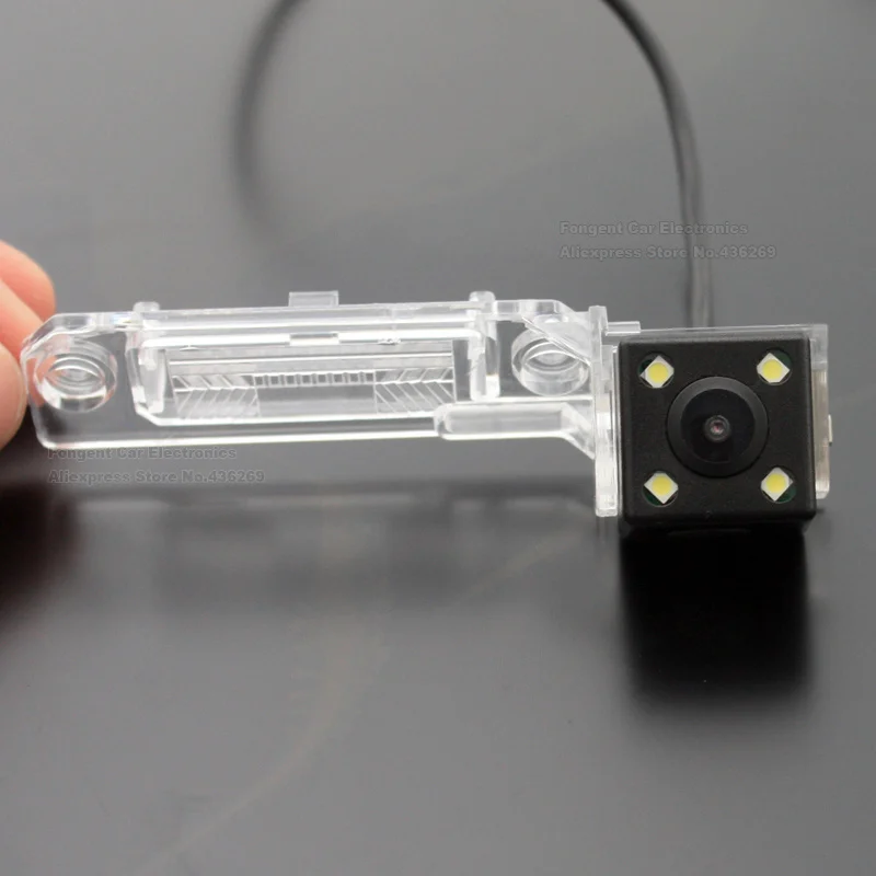 Car-Reverse-Camera-for-VW-Passat-B5-1996-2005-Touran-2003-2004-2005-2006-2007-2008-2009-2010 (16)