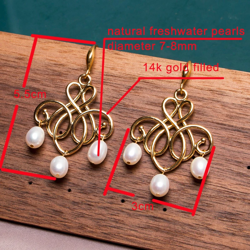 Royal style 14k gold earring (1)