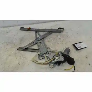 

WINDOW LIFTER FRONT RIGHT TOYOTA AURIS