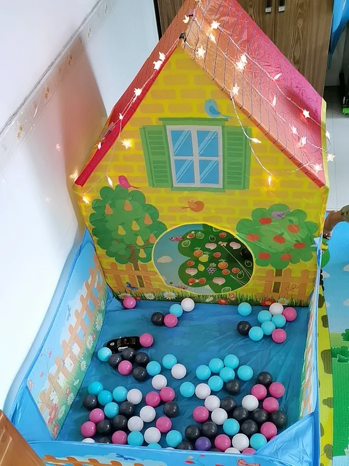 Portable Play Kids Tent with LED light Children Indoor Outdoor Ocean Ball pool game tent Castle Room House toy 4