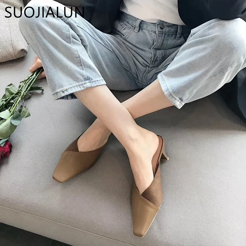 SUOJIALUN/женские шлепанцы Роскошные брендовые пляжные туфли без задника Сезон осень