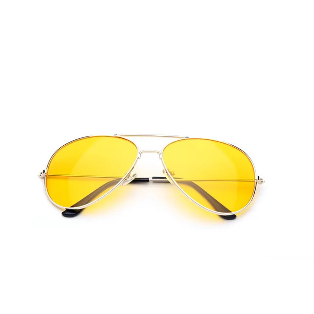 yellow tinted aviators