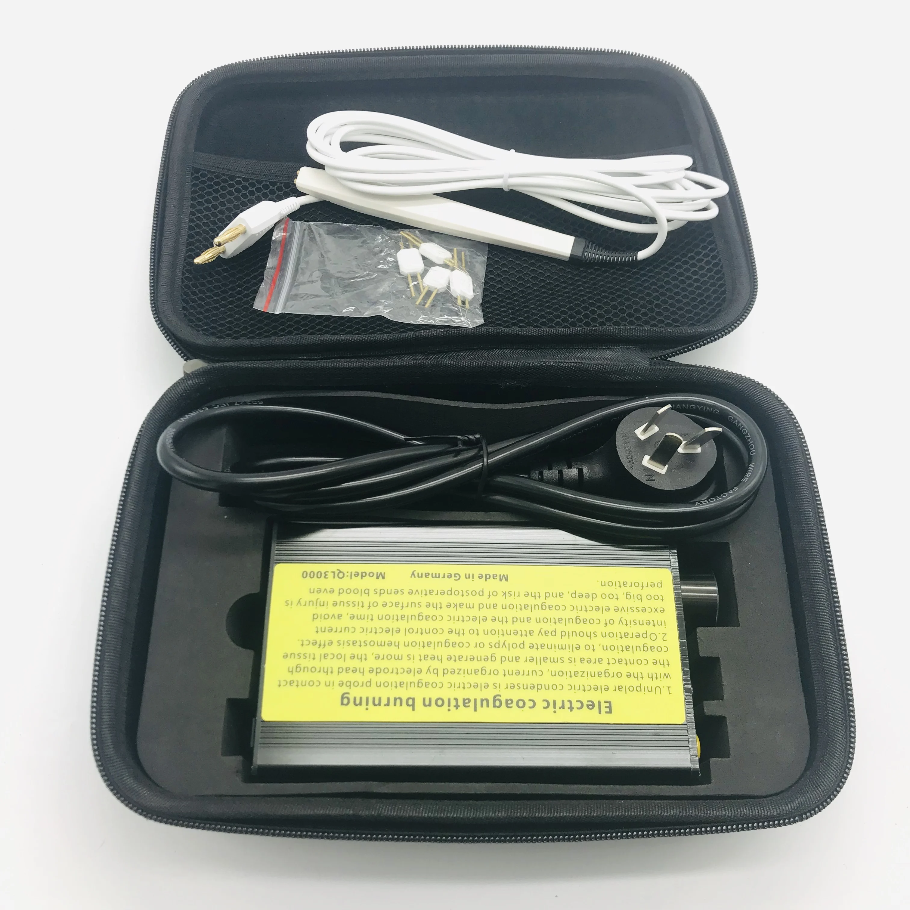 Электрокоагуляционное электростатическое устройство с двойным веком