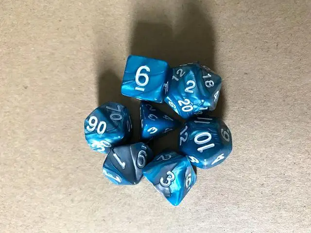7 шт./компл. кости D4-D20 мульти-лицевая сторона игра в кости 5 видов цветов Настольный многогранный костюм акриловый набор пластиковых игрушек - Цвет: 03