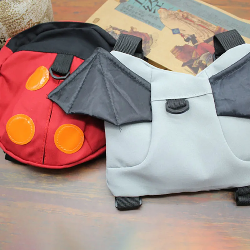 

1Pcs Children Anti-lost Harness Leash Backpack Creative Bat Shape Backpack for Toddler Walker Leash with Strap Ladybug Bag