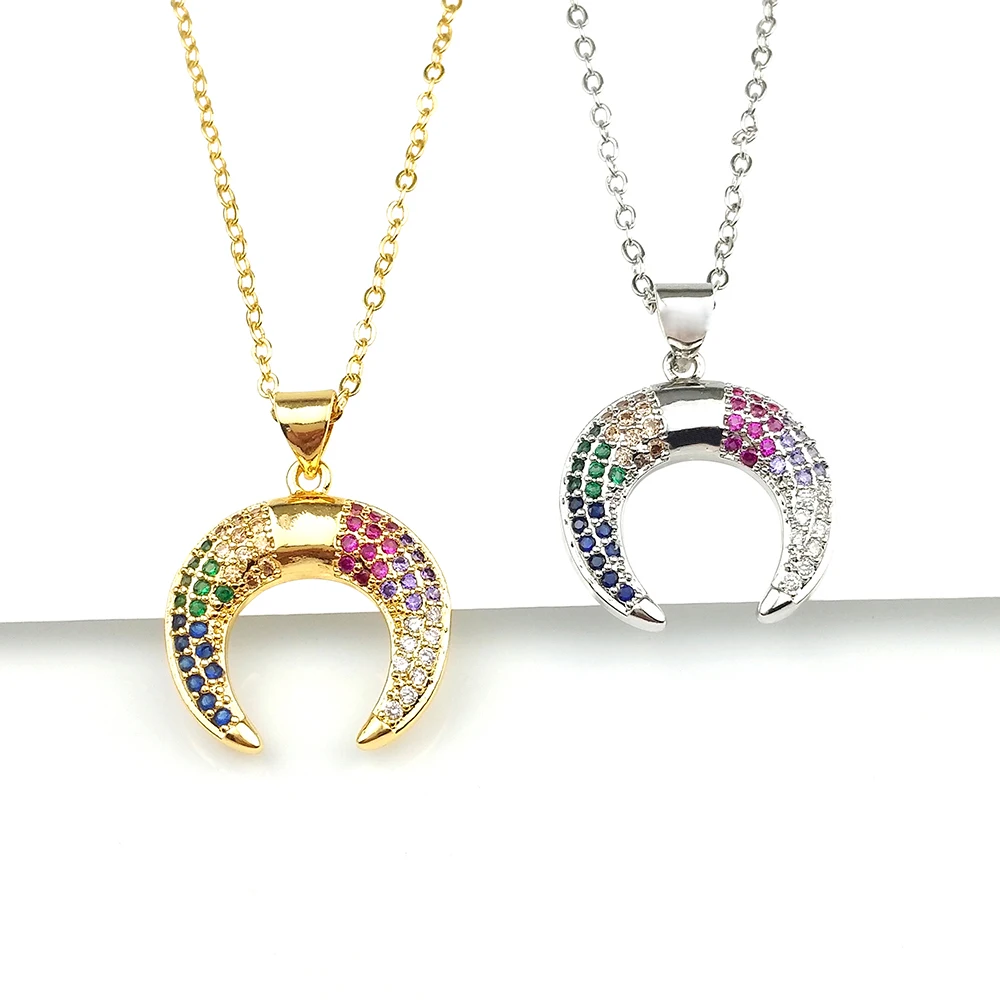 Женское ожерелье с подвеской в виде полумесяца из золота 24 к фианитами |