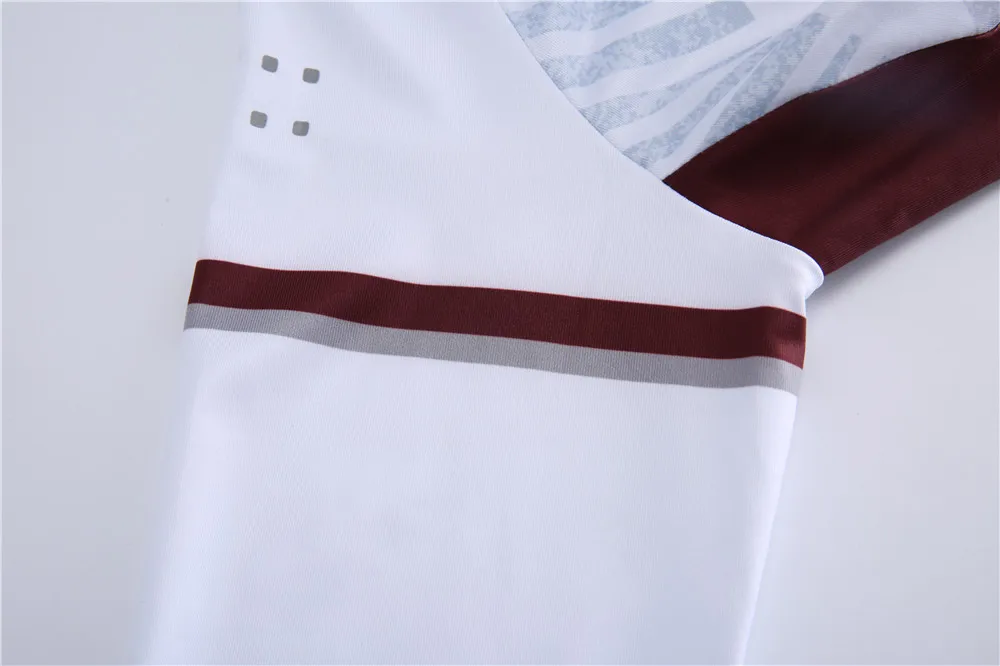 Santic Women's Cycling Jersey Long Sleeve Bicycle Tops Full Zipper MTB Bike Shirts Reflective Sport Clothing Jacket with Pockets