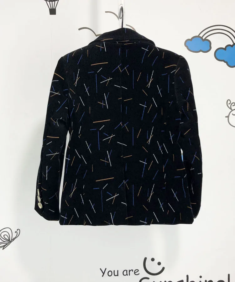 Детское пальто; Новинка года; сезон осень-зима; Модный вельветовый костюм в Корейском стиле для мальчиков