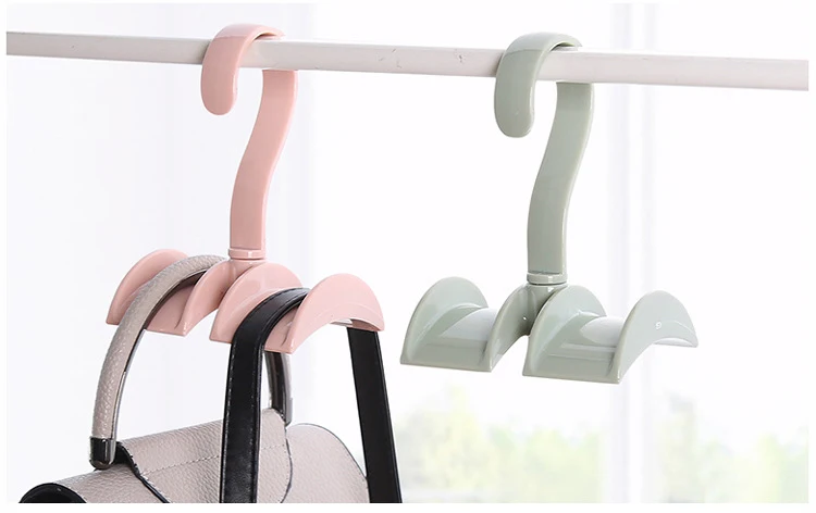 4045802306_2128044729