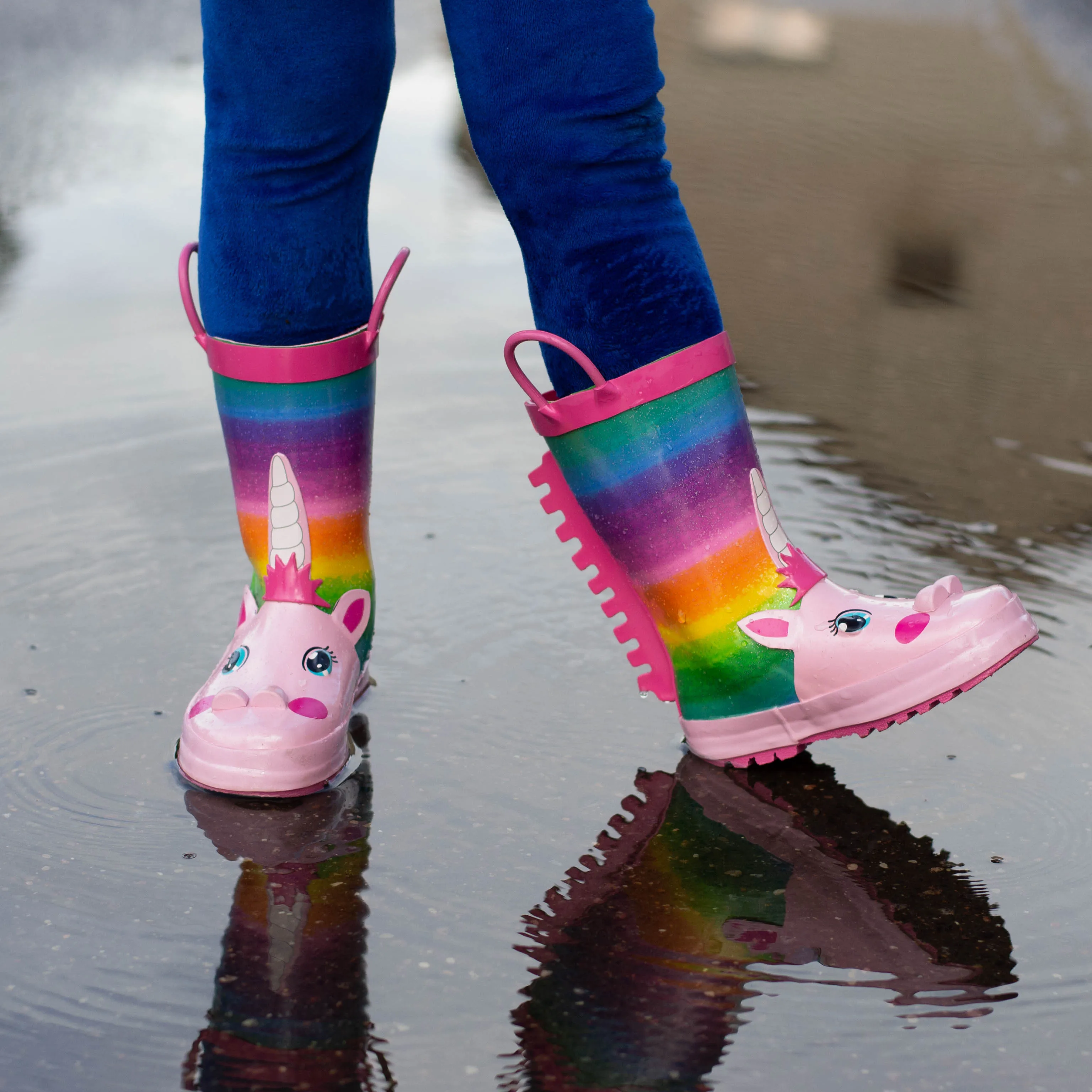 Hugrain Adoráveis botas de água iluminadas para crianças com alças