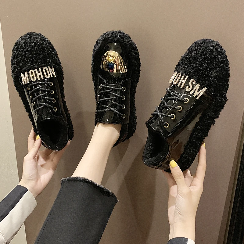 Women Sneakers Glitter Shinny Bling Fashion Crystal Round Toe Flat Casual Shoes Woman Lace Up Lady Ballet Flats Glossy Sneakers
