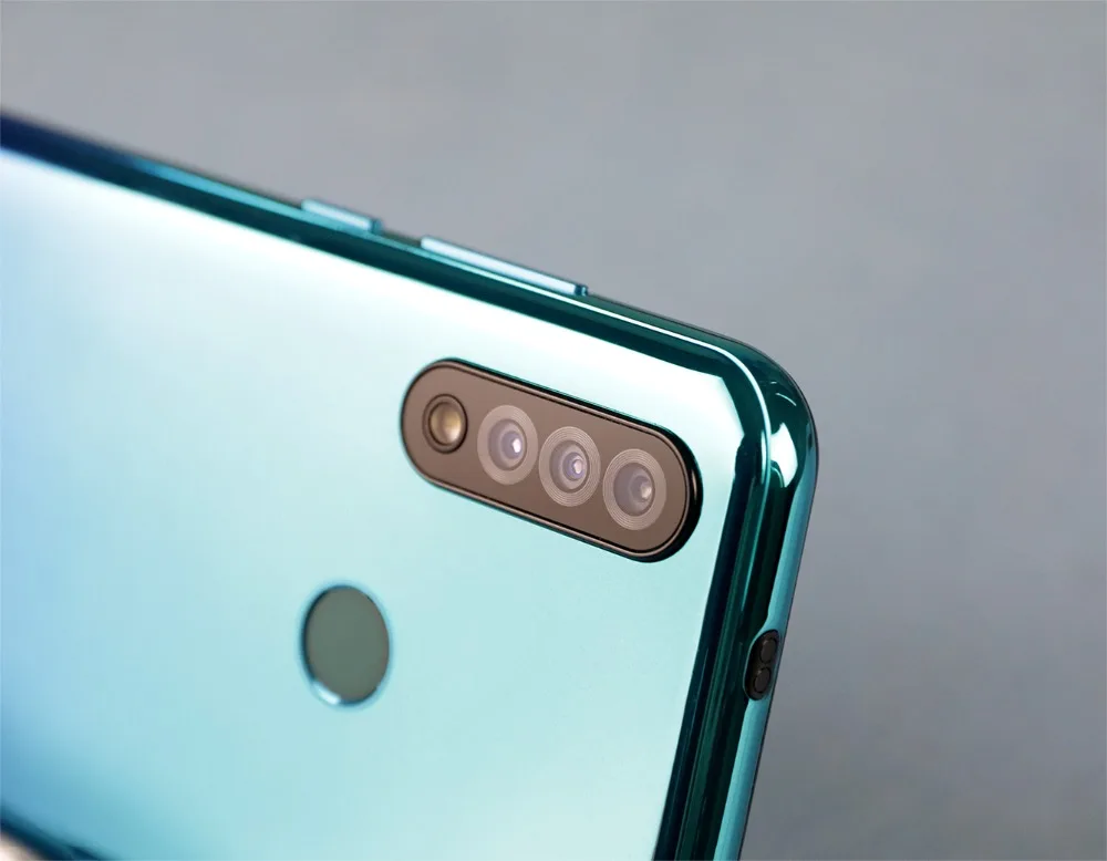 OUKITEL C17 Тройная задняя камера 6,35 дюйма Android 9,0 смартфон MT6763 3 Гб 16 Гб отпечаток пальца для лица ID 3900 мАч мобильный телефон