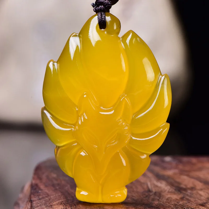 Chinese Natural Agate Jade Seven-tailed Fox Pendant Necklace Jewellery Hand-Carved Relax Healing Women Man Gift Free Rope