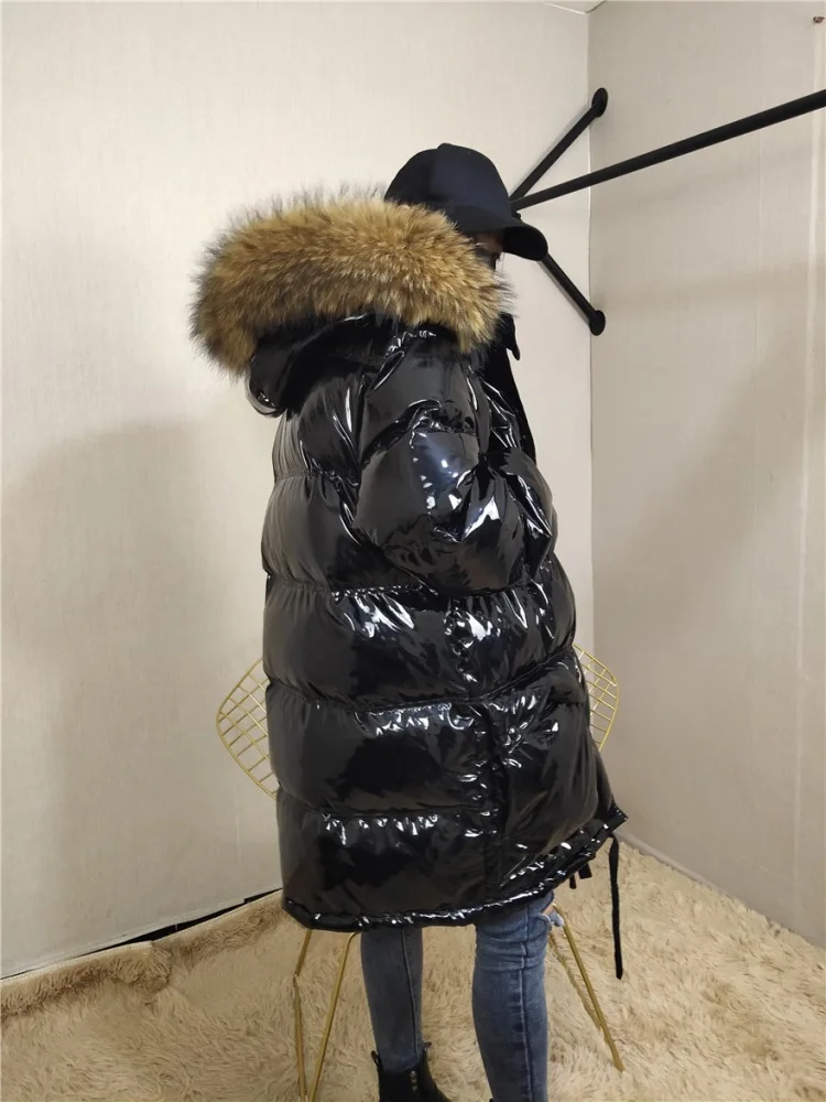 Зимние супертолстые модные брендовые парки с натуральным мехом и капюшоном, Женские глянцевые пуховики, плотное теплое пальто wq522