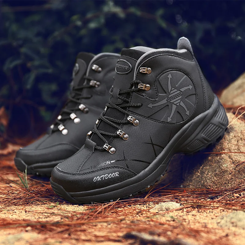 

2020 new men's breathable safety shoes outdoor construction plus velvet warm waterproof work shoes men's boots retro style boots