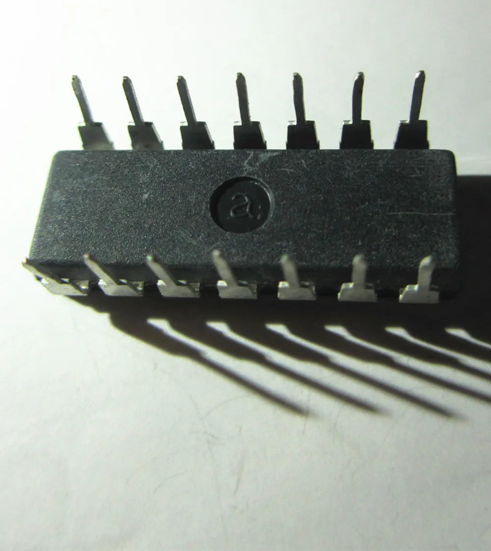 10 шт. IC LM384N
