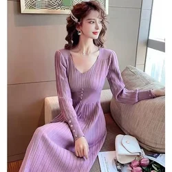 Vestido de punto largo plisado para mujer, vestido elegante a la moda de Color liso con cuello de pico y manga larga, otoño e invierno, 2021