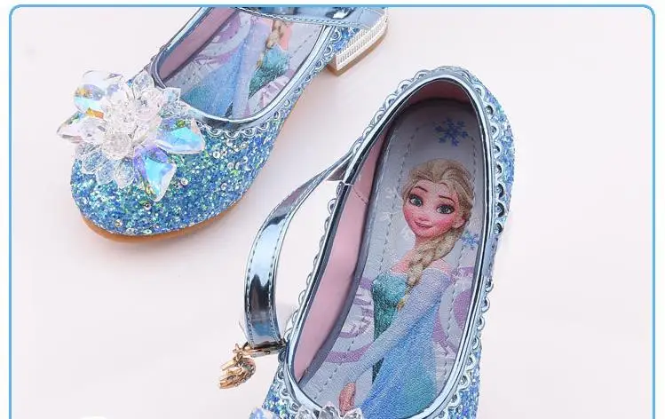 Всесезонная Новинка; обувь для девочек с героями мультфильмов; Детские тонкие туфли принцессы на высоком каблуке; кожаные туфли с бабочками; 25-35; школьная обувь