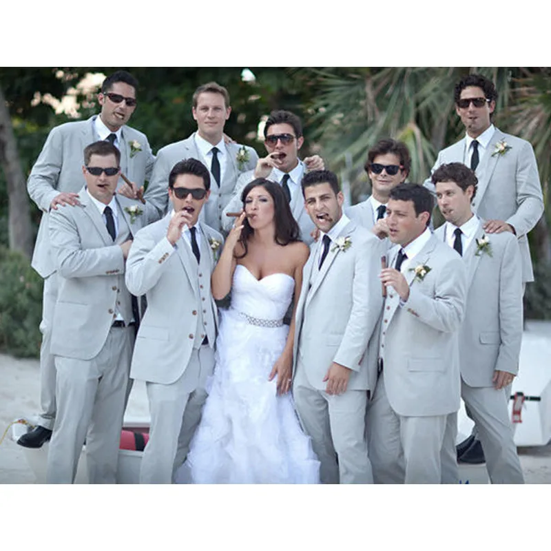 

Custom Made Grey Wedding Suits for Men Formal Skinny Groomsmen Custom Simple Men Tuxedo 3 Pcs Groom Wear(Jacket+Pants+Vest)G580