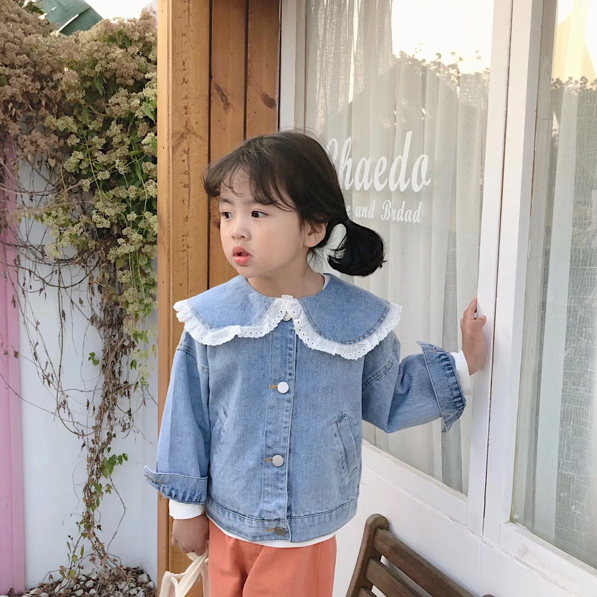 Spring Autumn girls lacework patchwork denim coats kids big turn-down collar casual single-breasted jackets outwear | Детская одежда и