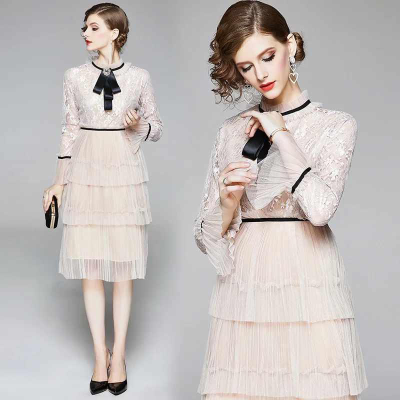 

Large Austrian WOMEN'S Dress Flounced Bell Sleeve Slim Fit Waist Hugging Mid-length Hollow out Lace Pleated Mesh Dress