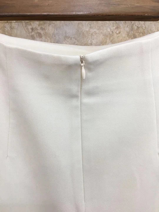 The new autumn and winter women's wild simple split skirt 1011