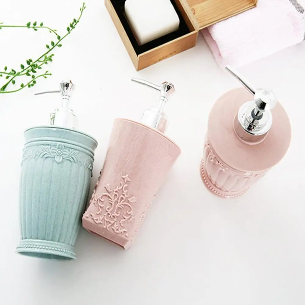 

1pc Portable 150ml Empty Plastic Nail Polish Remover Alcohol Liquid Press Pumping Dispenser Bottle Nail Art UV Gel Cleaner Tool