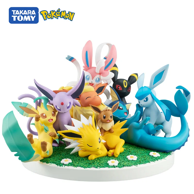 Pelúcia Pokémon Sylveon Eevee Evoluções Oficial Colecionador - R$ 78,9