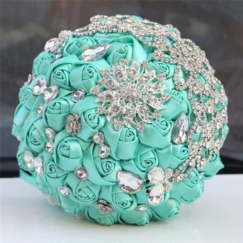 

Mint Green Rose Bridal Bouquets Silver Diamond Tassel Crystal Bouquet Bridesmaid Holding Artificial Flowers Brooch Bouquet W571