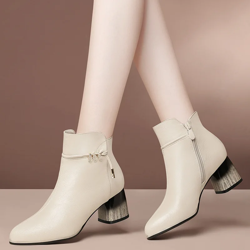 

Gold Lines Rabbit Chunky-Heel Short Boots Women's Semi-high Heeled 2019 Autumn And Winter New Style Martin Boots British Style M