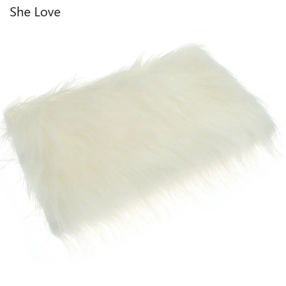 Luxurious Faux Fur Fabric - Soft Plush Material for DIY Crafts and Home Decor (40x50cm)