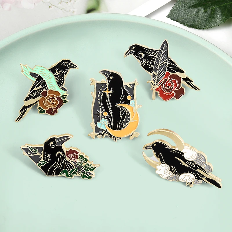 Solition Cords Spille Smaltate Cartoon Black Bird Crow Raven Spille Button Badge Animal Halloween Jewelry Gift For Friends Kids