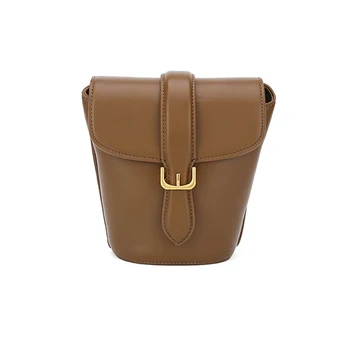 

Discount new 2020 Fashion Vintage Bucket Bag For Women High Black Leather Luxury Girl Travel Designer Shoulder Messenger Bag