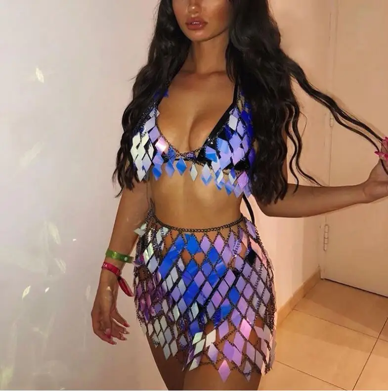 

Cheerleading Bling Sequins 2 Piece Sets Halter Metal Chain Crop Tops Chic Mini Skirt Summer Sexy Party Clubwear Rave Festival
