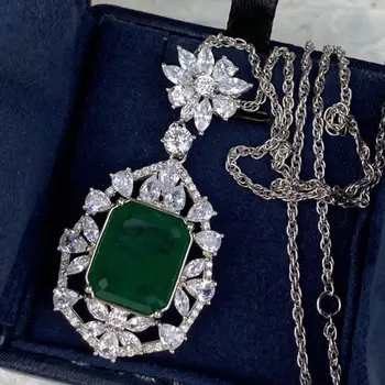 

Women real 925 sterling silver Synthetic Emerald diamond stone flower pendant necklace vintage wedding party jewellery