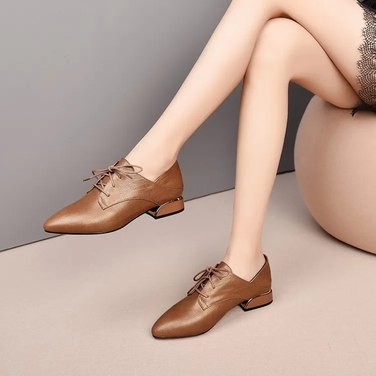 

2019 Spring And Autumn Hot Selling Women Pointed Full-grain Leather Tendon Outsole Chunky Semi-high Heeled Fashion Low Top Shoes