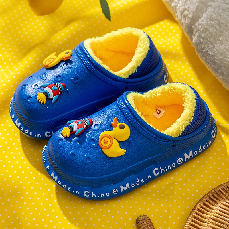 Winter Children Garden Shoes Waterproof Non Slip Home Slippers for Boys Girls Plush Warm Soft Light Indoor Shoes Kids Slippers children's sandals Children's Shoes