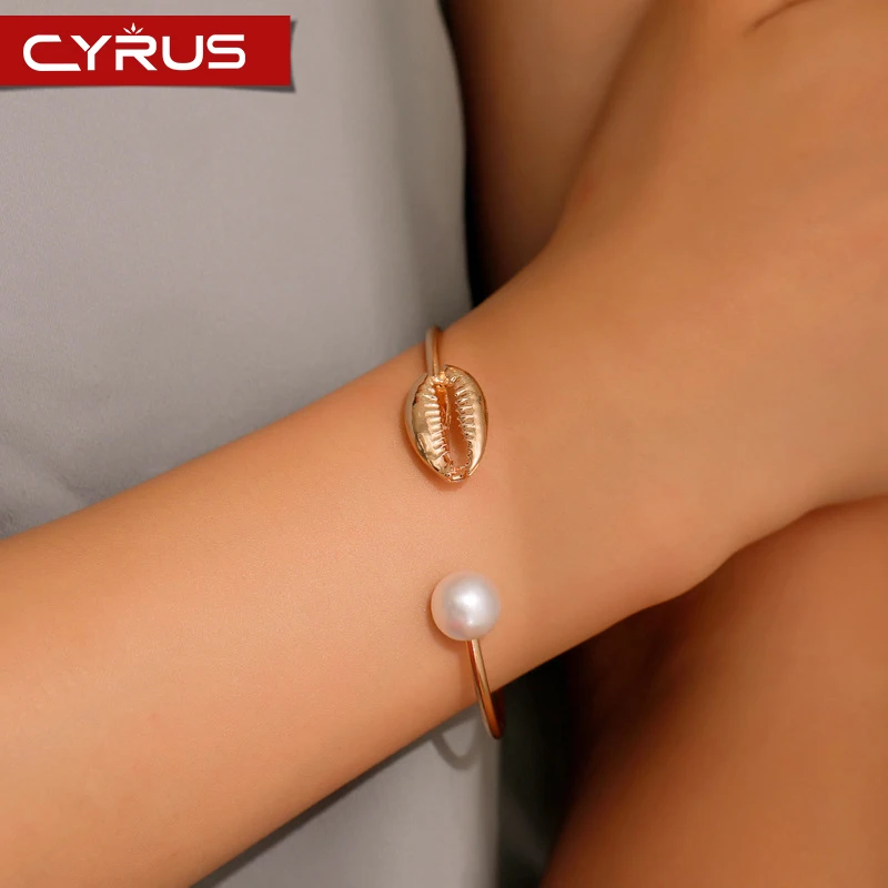 Heißer Verkauf Mode Shell Perle Öffnen Armbänder Für Frauen Einstellbar Armreif Silber Farbe Gold Metall Wilde Weibliche Schmuck Art Reif Heißer Verkauf Mode Shell Perle Öffnen Armbänder Für Frauen Einstellbar Armreif Silber Farbe Gold Metall Wilde Weibliche Schmuck Art Reif