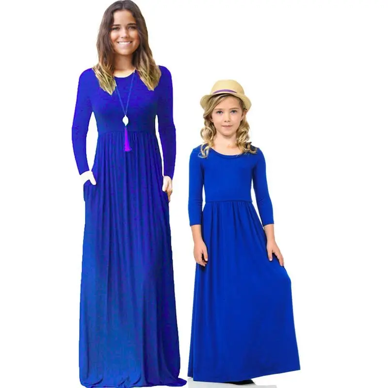 Семейные комплекты; платья для мамы и дочки; однотонное платье с длинными рукавами; семейный образ; платье для девочек; семейная одежда на Рождество - Цвет: color 7