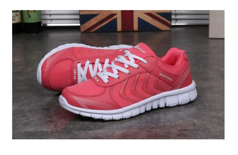 Женская обувь Очень легкие женские кроссовки из сетчатого материала Tenis Feminino для