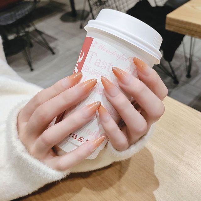 Artificial False Nails with Glue Milk Tea Gradients Long Stiletto Designs Manicure Art Patch Tips Fake Nails Press on Nail