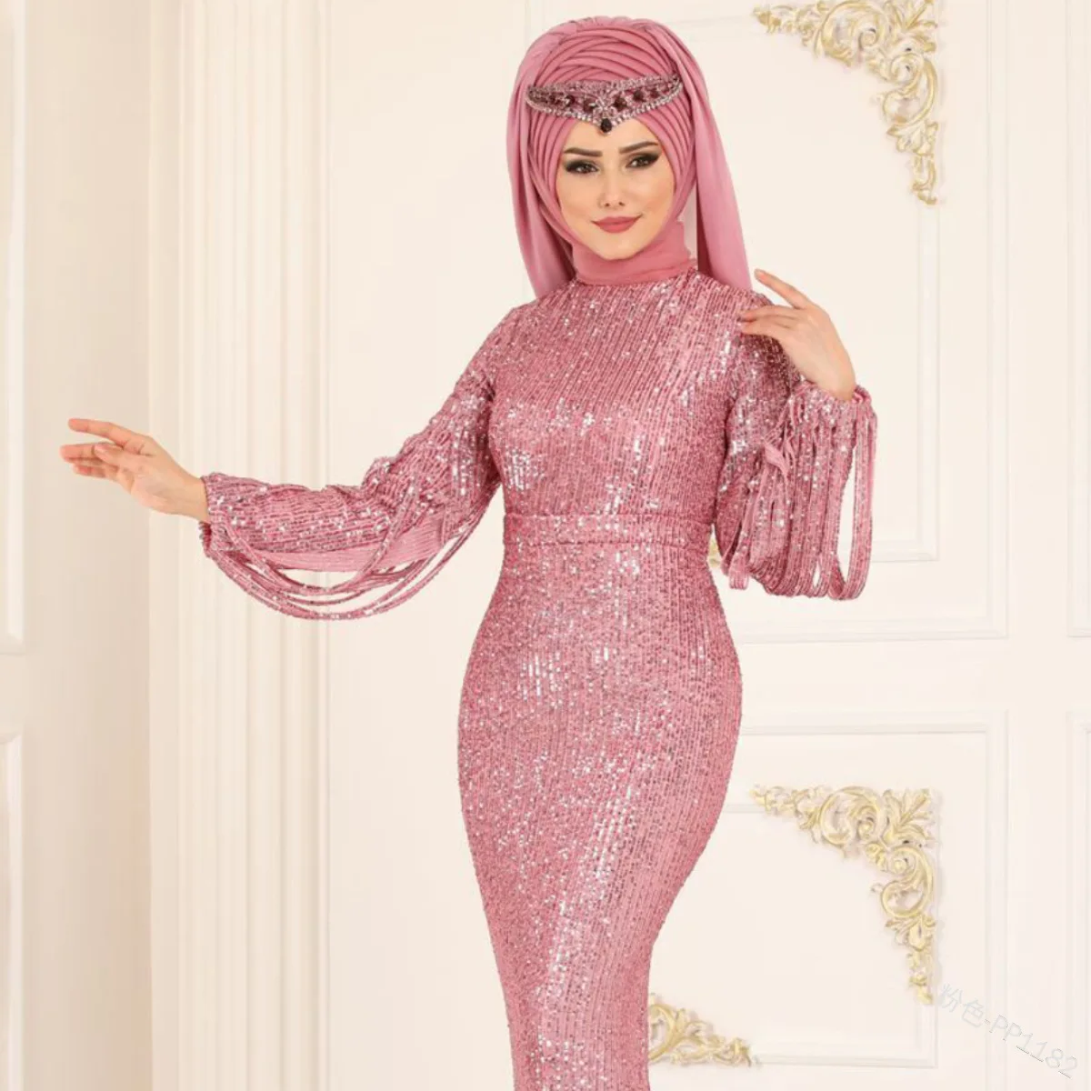 

WEPBEL Sequined Women Muslim Fishtail Dress Noble Temperament Lady Abaya Presided Over A Slim Muslim Islamic Clothing