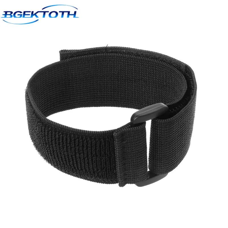 

BGEKTOTH Adjustable Nylon Interphone Sheath Armband Tactical Bag Arm Band Armlet for Multiple Walkie Talkie Tactical Bag Use