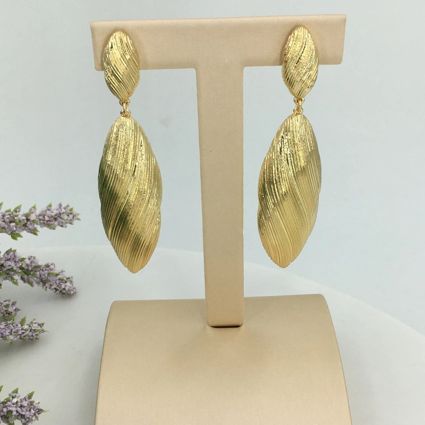 

Yuminglai Dubai Quality Women's Earrings, Love Earrings, Gold Plated Jewelry FHK11939