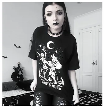 

Moon Skull Printing Short Sleeve Women Loosen Tee Shirt Boy Students Girls Harajuku Black Gothic Tee Shirt Witch Dark Metal