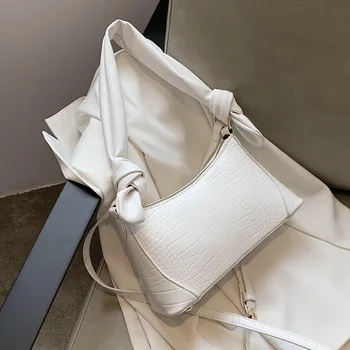 

France Non-mainstream Bag WOMEN'S Messenger Bag 2020 New Style Fashion INS Baguette Bag in One-Shoulder White Armpit Package