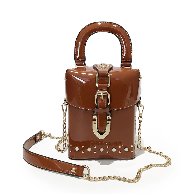 Роскошные женские сумки, дизайнерские, новинка, высокое качество, сумочка, модная сумка на цепочке, красная сумка через плечо, Женская мини сумка с заклепками - Цвет: Brown