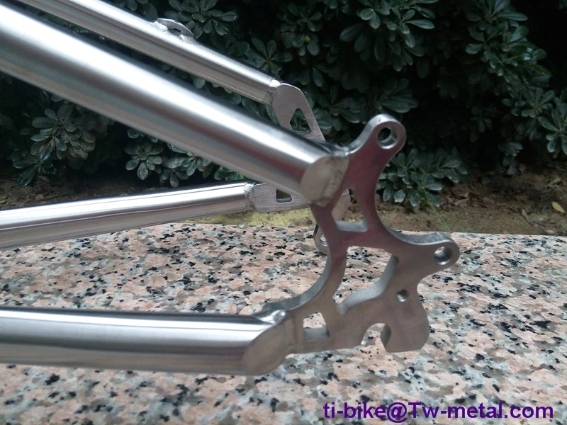 Best Custom titanium fold bike frame with the big wheel, China titanium bike frame, XACD road frame in Titanium 5