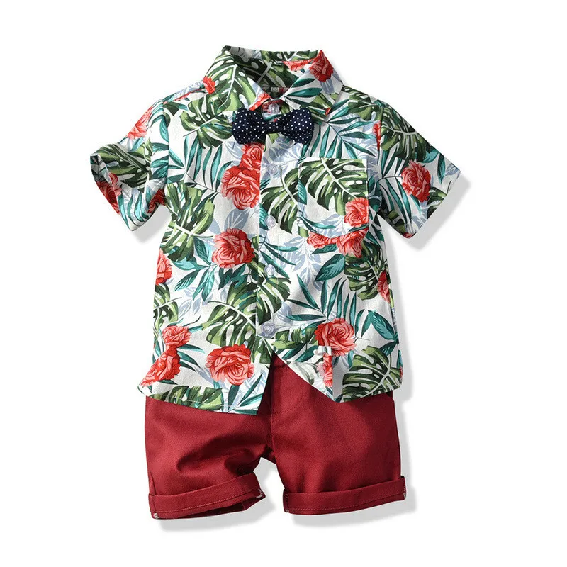Комплекты одежды для маленьких мальчиков летние детские футболки+ шорты+ ремень, костюмы из 3 предметов штаны с бантом спортивная детская одежда модная одежда