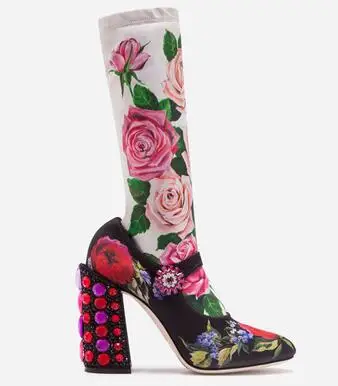 Prova Perfetto/Роскошные эластичные ботинки со стразами на каблуке с цветочным принтом; женские вечерние туфли с пряжкой и ремешком с круглым носком для подиума - Цвет: Красный